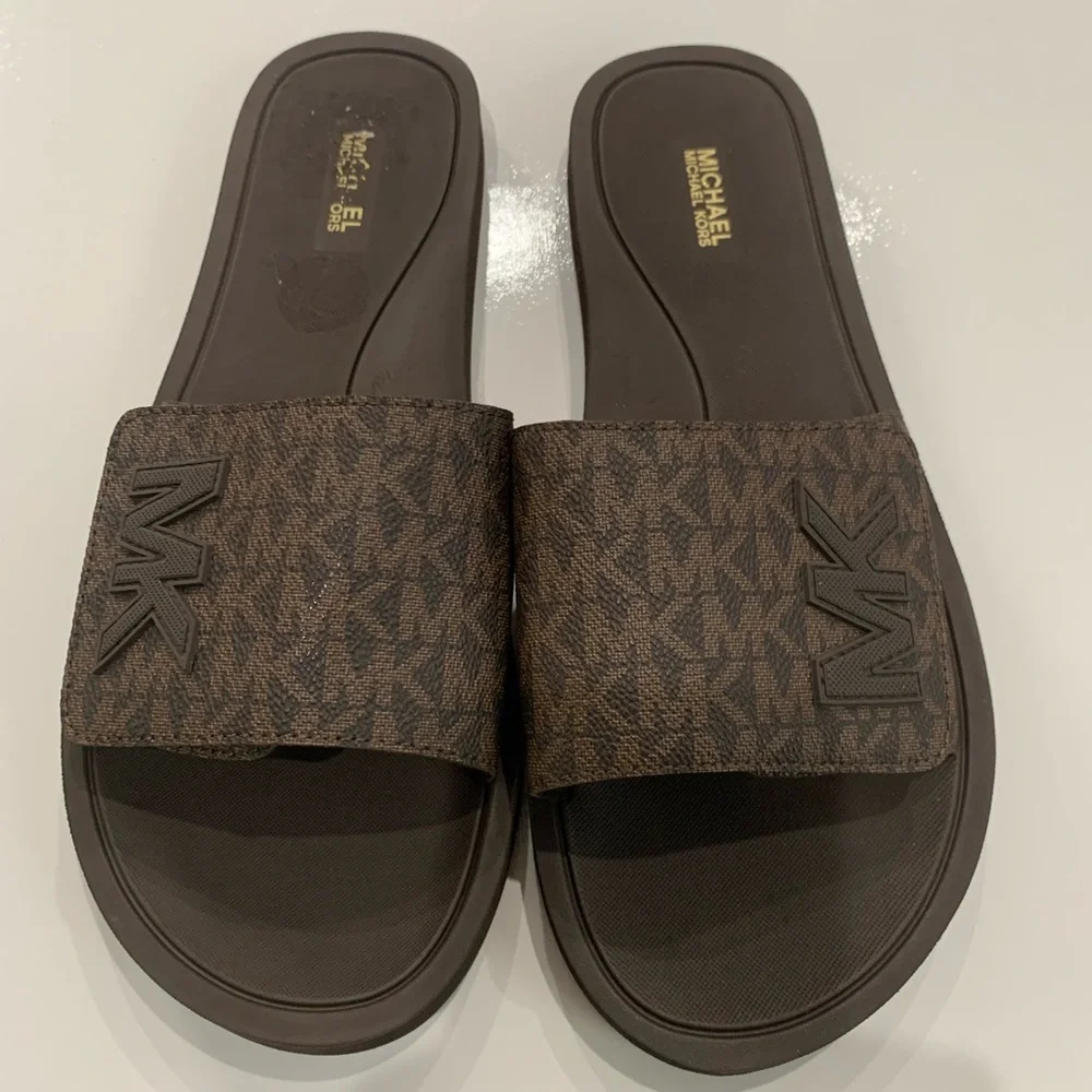 New Wade Michael Kors Dark Brown Logo Slides without box size 9 brown - Picture 1 of 6